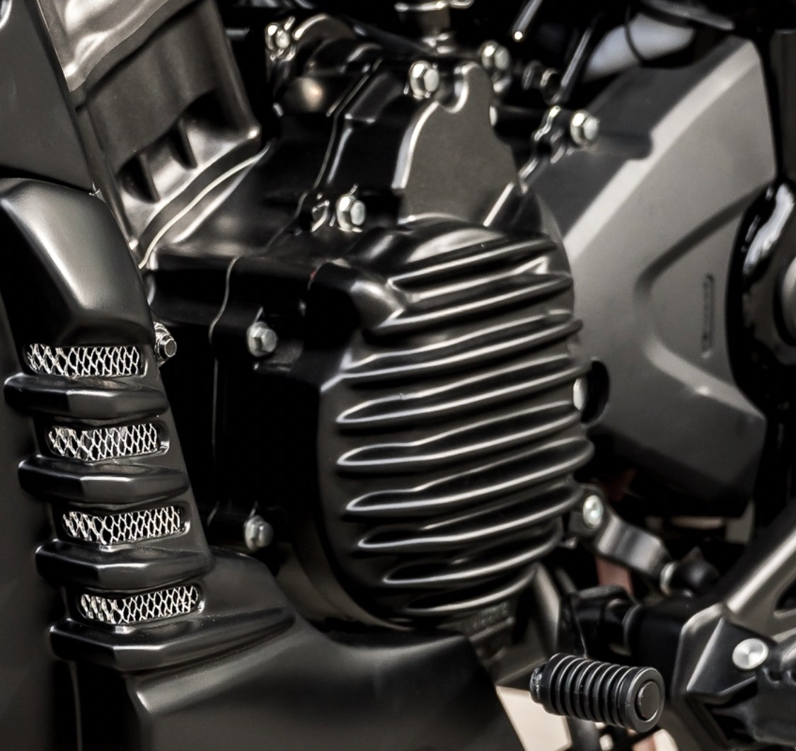 ครอบเครื่อง Rebel300 MOTOZAAA ราคา1500฿