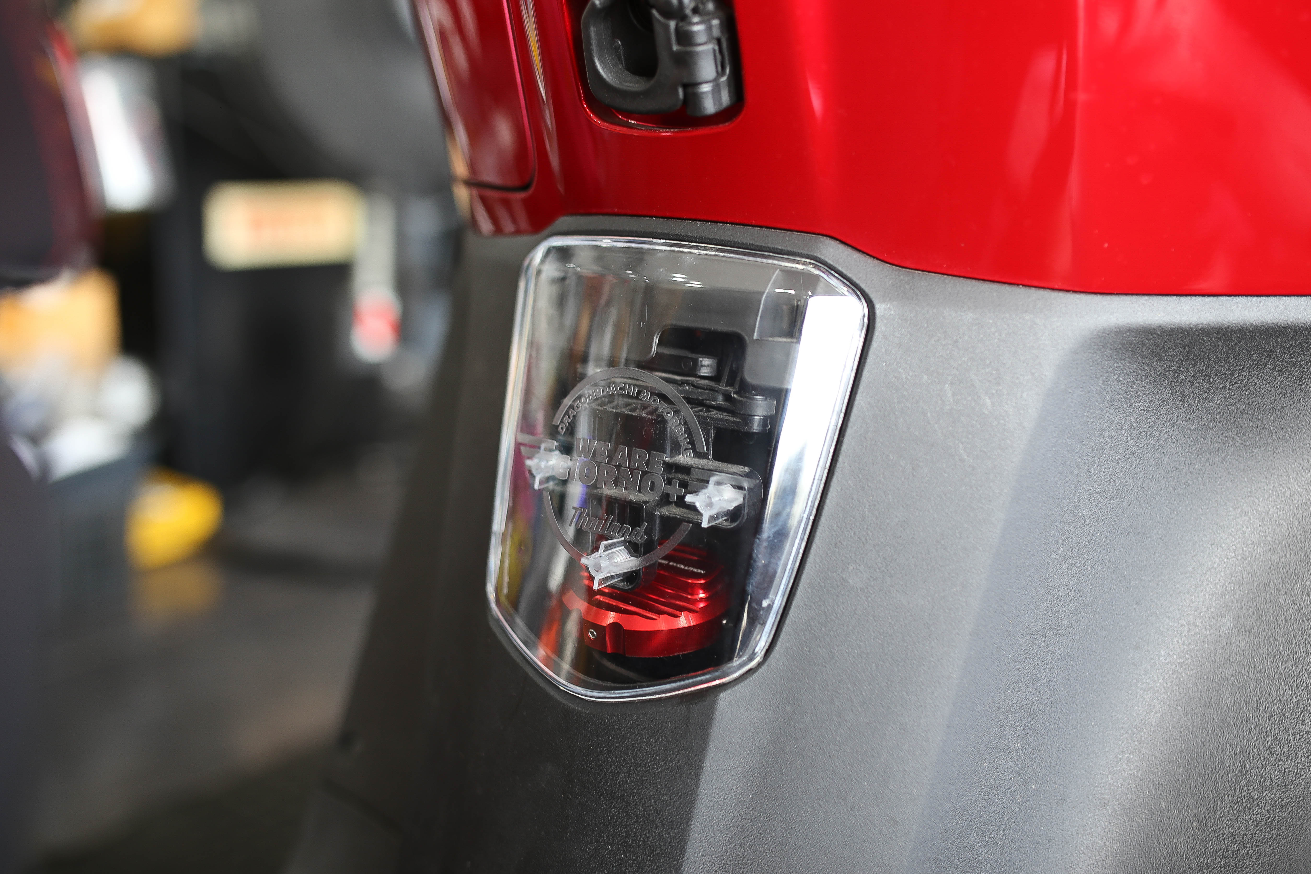 ฝาถังสีใส GIORNO+ ASHI ราคา 390