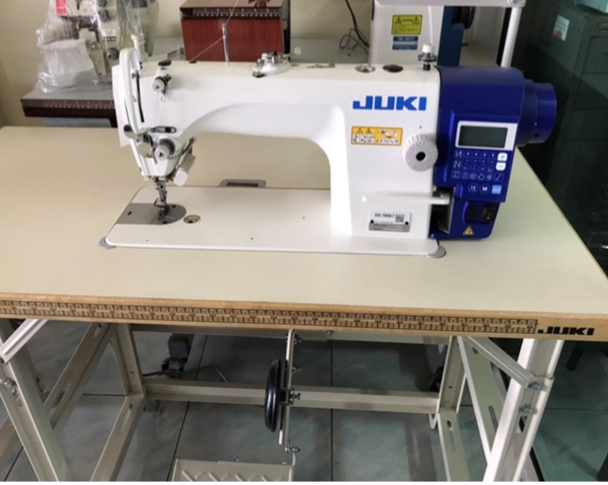 จักรอุตสาหกรรมเข็มเด่ียวคอม JUKI DDL-7000A-7