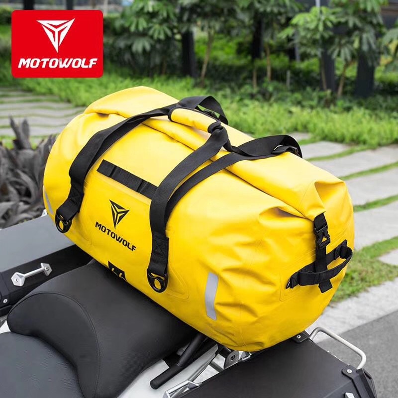 กระเป๋ากันน้ำ มัดท้าย สำหรับรถมอเตอร์ไซด์ Motowolf (แท้) 90L