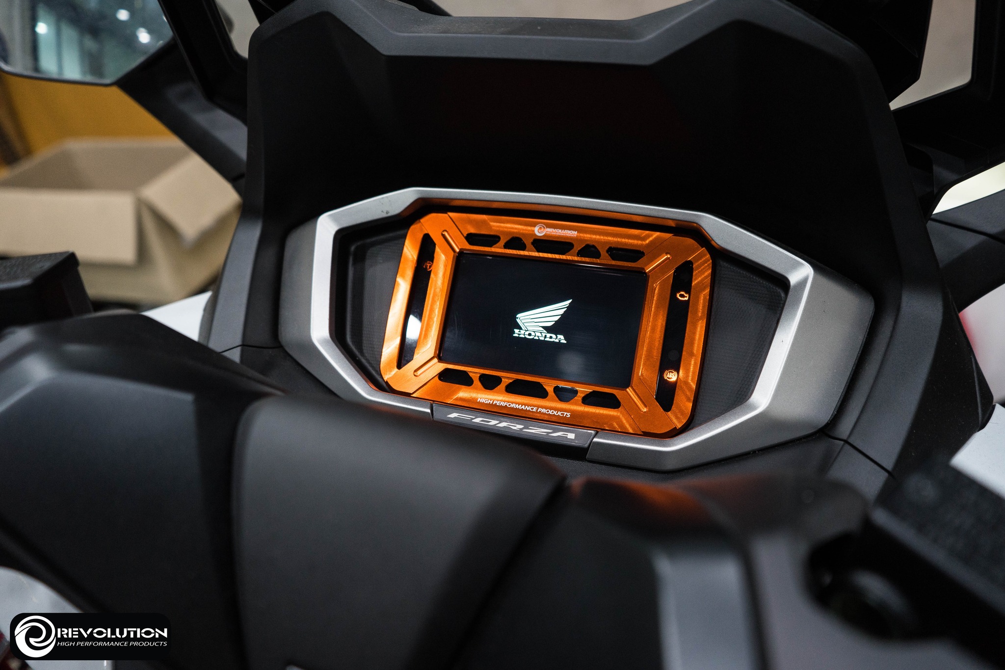 ครอบไมล์ REVOLUTION FORZA-350 NEW2024/PCX-160 NEW2025/NX-500 - แดง- ทอง- เทา- ดำ- เขียว- น้ำเงิน- ส้ม - ม่วง ราคา 1,350 บาท/อัน