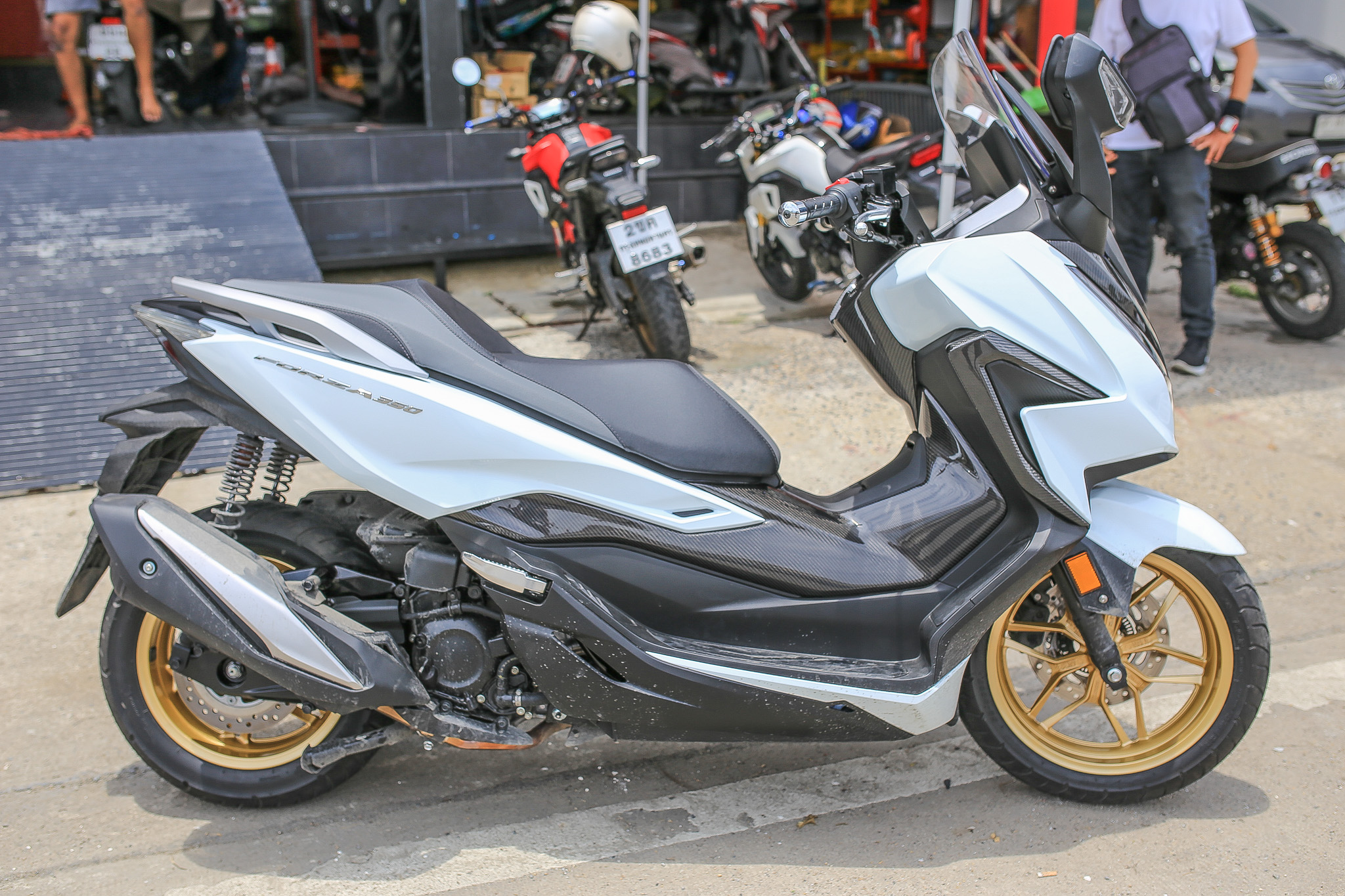 ✅ล้อสีม่วงเอฟเฟค ราคาสับพร้อมใส่พร้อมถ่วง 3000 บาท ✅ล้อสีทอง แดง น้ำเงิน ราคาสับพร้อมใส่พร้อมถ่วง 2800 บาท