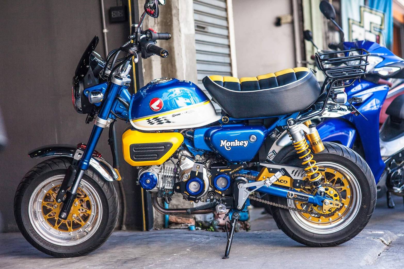 ตะกร้าใส่ตะแกรงหลัง MONKEY 125 ราคา 1,150