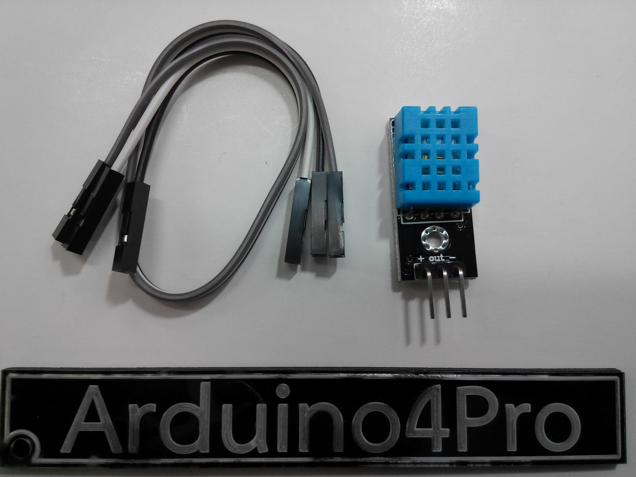 DHT11 Temperature and Relative Humidity Sensor Module With Cable