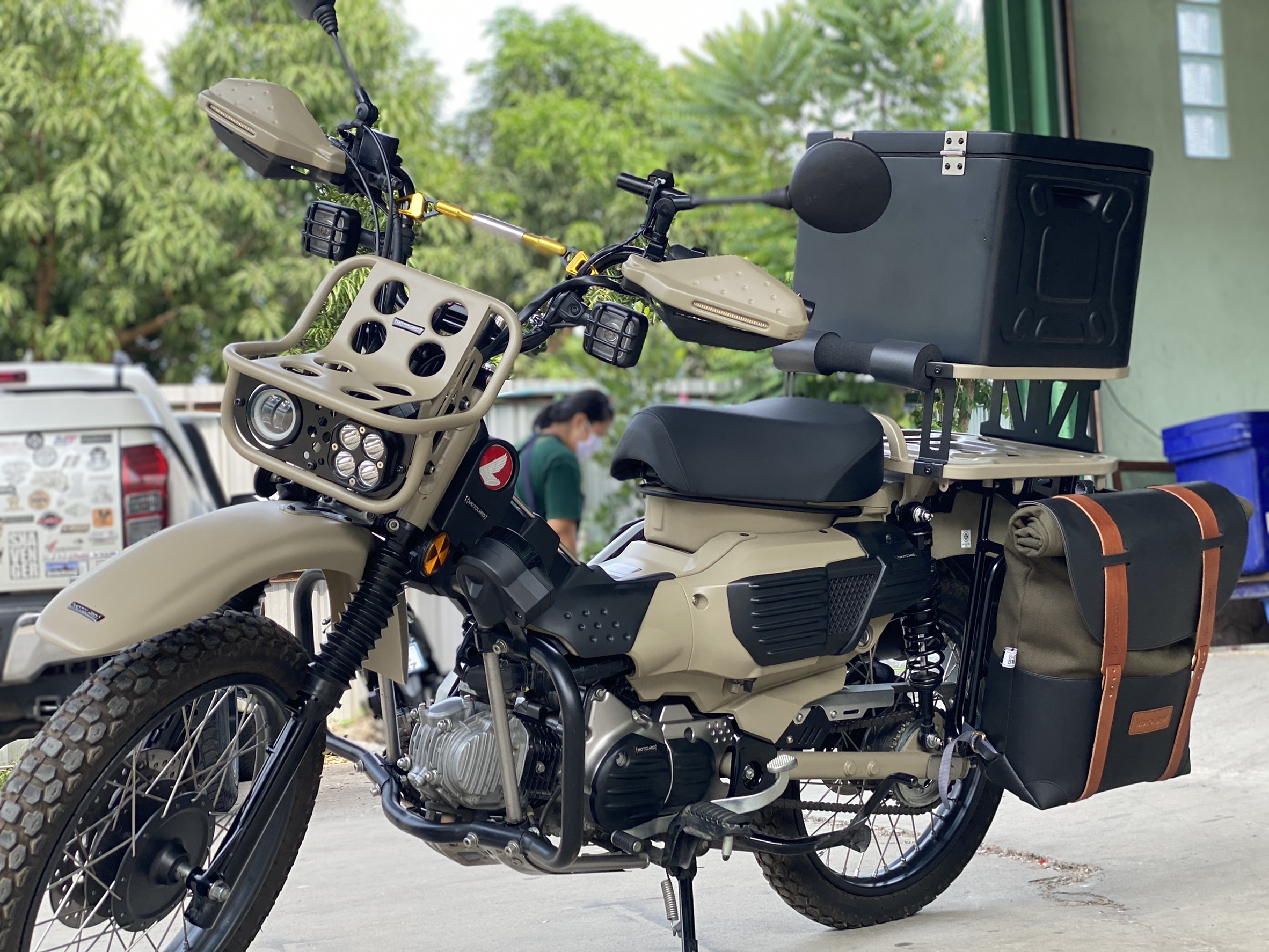 ไฟหน้าCT125 Motolord ไฟกลม+เหลี่ยม 6100฿