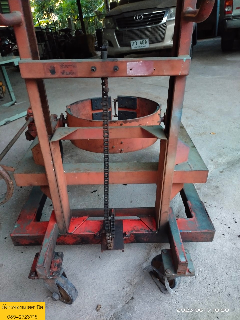 รถยกของ ขนาดเส้นผ่าศูนย์กลางวงกลม(ถัง) 60 ซม. ยกสูง 200 ซ.ม. มีพวงมาลัยและเกียร์ทด