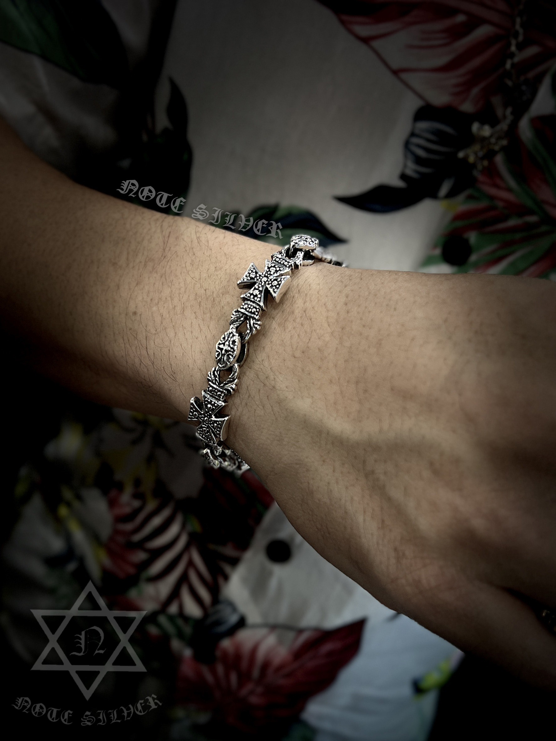 ข้อมือเงินแท้ กางเขน IRON CROSS Sterling Silver 925 NSBL1344