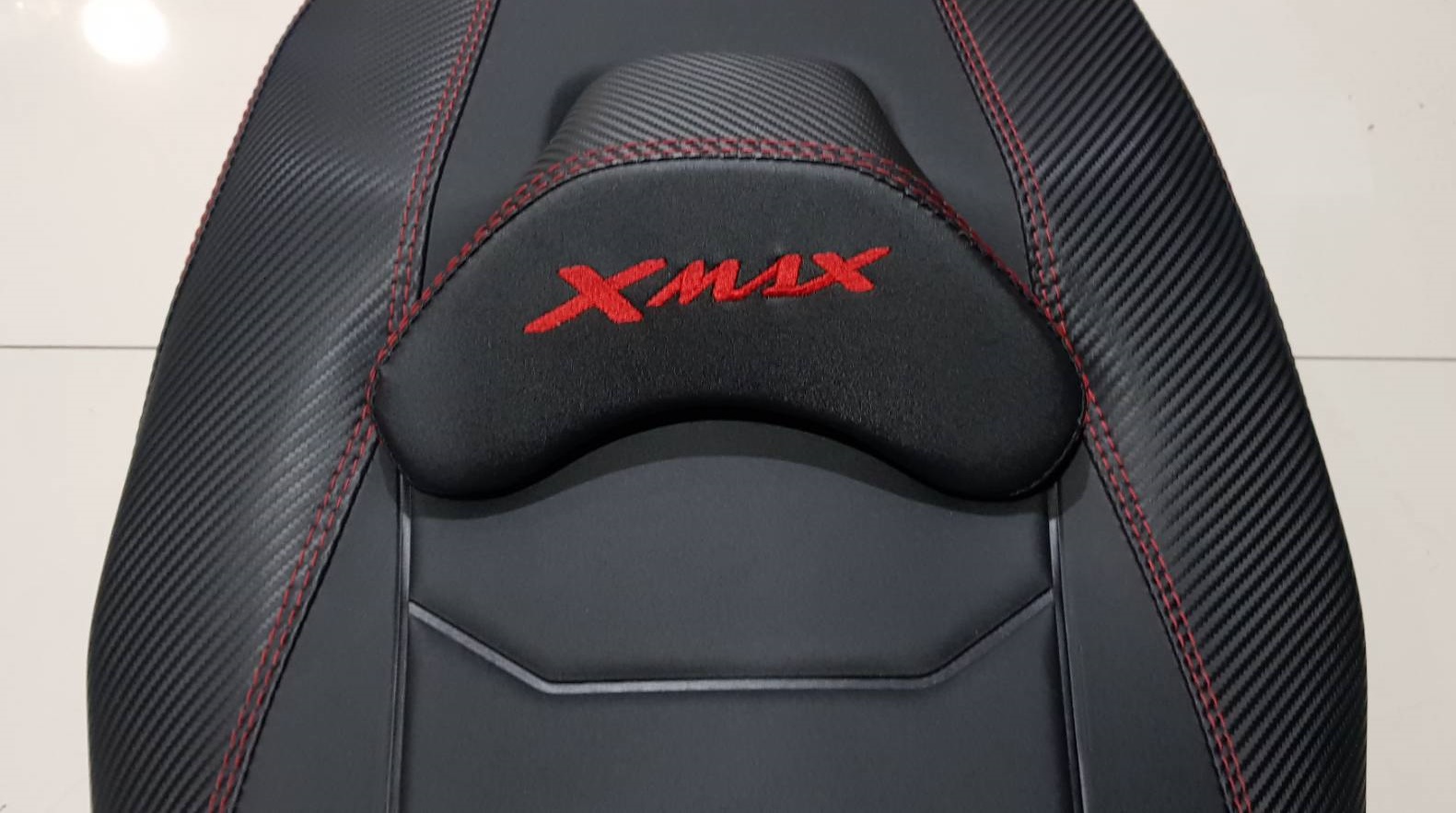 เบาะโครงเทียมทรงSport YAMAHA X-MAX 300 หน่อยวัดด่าน โครงเทียม ขายขาด 4000 บาท