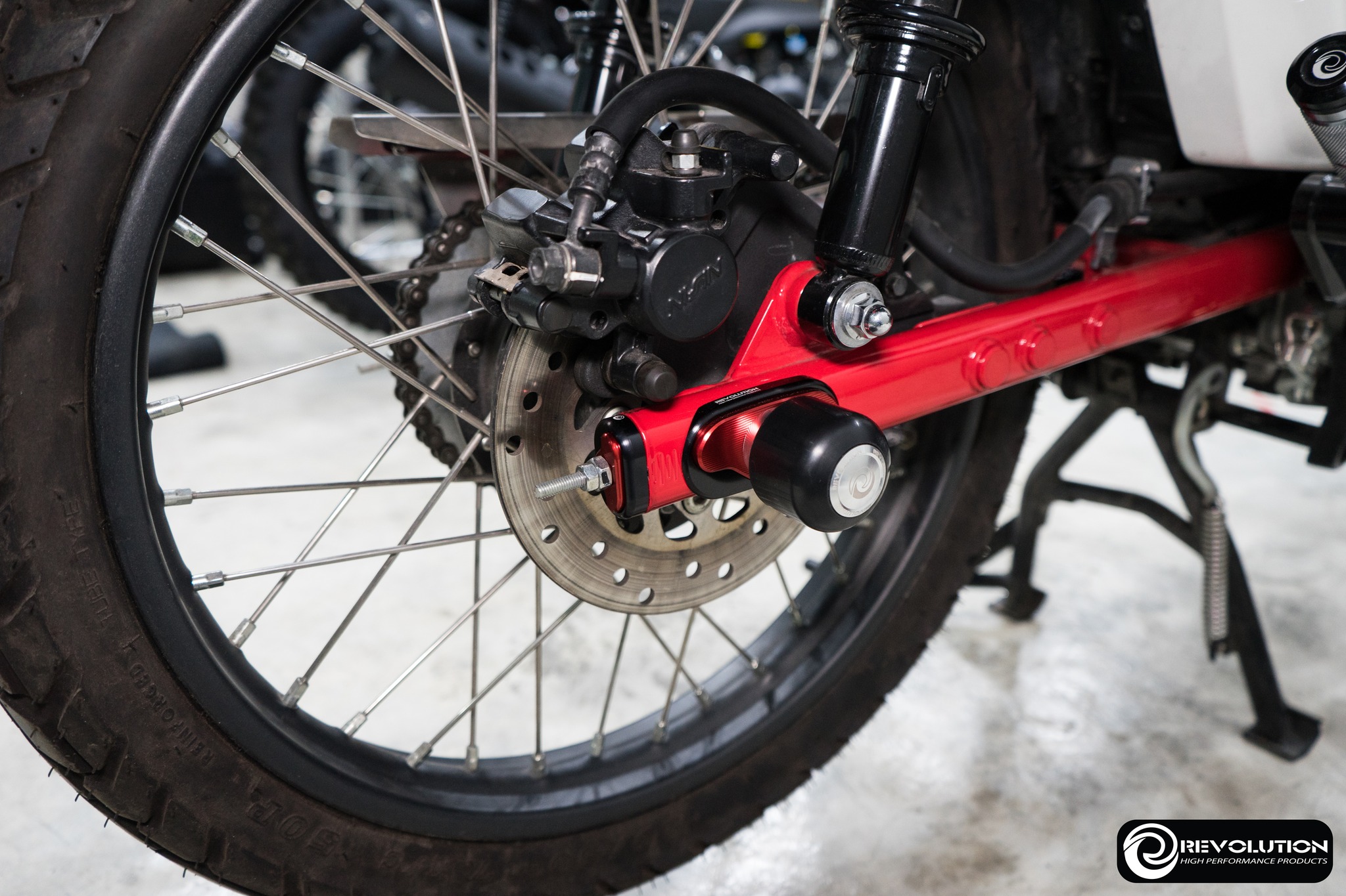 ชุดฝาปิดสวิงอาร์ม REVOLUTION C-125 Supercub/CT-125