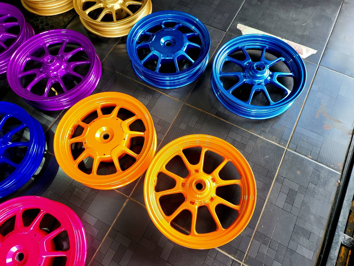 ล้อ-จับหลัง-แคร้-สวิงอาร์ม ทำสี พร้อมสับ Honda Giorno+