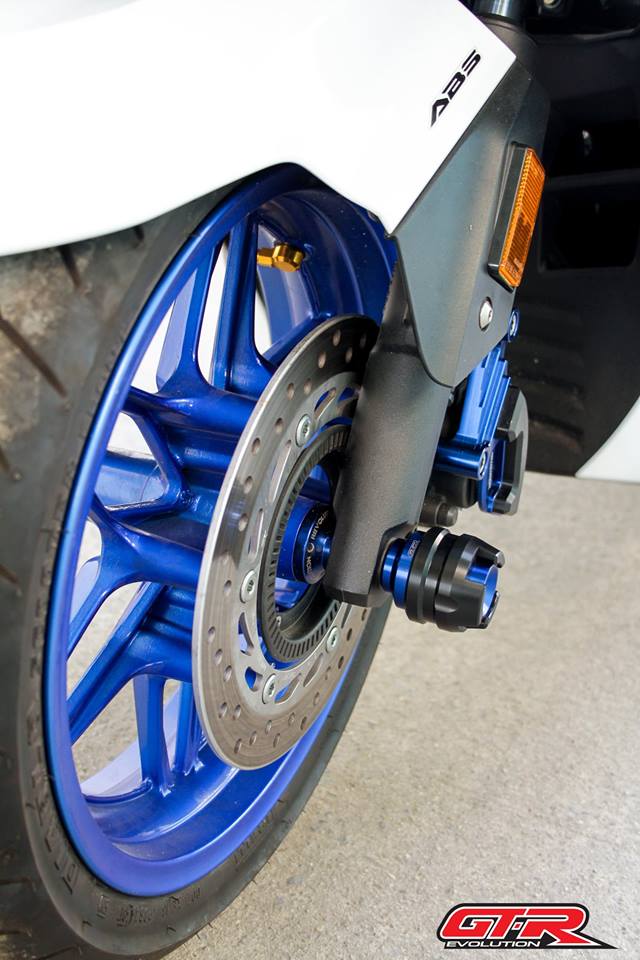 แกนล้อหน้ากันล้ม (สแตนเลส) GTR FORZA300-350 (ยาว 301 มิล)