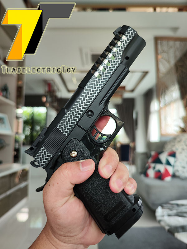 ปืนอัดลมเหล็ก K7-C ชักยิงทีล่ะนัด ลำกล้องยาว 7.5 นิ้ว หนัก 461 กรัม ใช้ลูกกระสุนพลาสติก 6 มิล
