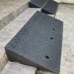 ทางลาดยางปีนฟุตบาท สูง 20 เซนติเมตร ลึก 50 เซนติเมตร ยาว 100 เซนติเมตร หนัก 18 kg - Rubber Ramp 20x50x100 cm. 11 kg