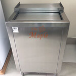 ถังน้ำแข็งสเตนเลสชนิดเปิดบนบานสไลด์ครึ่งบาน พร้อมบ่าวางสินค้า