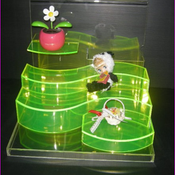 (ต้องสั่งทำ)Stand สำหรับวางเครื่องสำอางคเป็นแบบขั้นบันไดสีเขีวใสสวยงาม