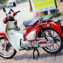เบาะหลังหน่อยวัดด่านใส่กับตะแกรง HMJ HONDA C125 ราคา1680 สีเทากับแดง