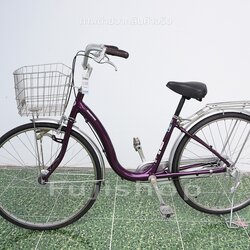 จักรยานแม่บ้านญี่ปุ่น - ล้อ 26 นิ้ว - ไม่มีเกียร์ - อลูมิเนียม - ไฟหน้าอัตโนมัติ - Bridgestone - สีม่วง [จักรยานมือสอง]
