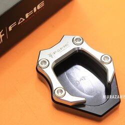 แผ่นรองขาตั้ง FAKIE KAWAZAKI NINJA 400 ราคา650
