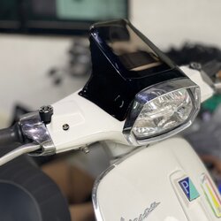 ชิวหน้า Vespa Sprint150 i-get MotolordD 1700฿ -สีใส -สีชาอ่อน