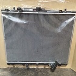 หม้อน้ำรถยนต์ Mitsubishi G-Wagon