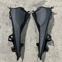 อุดกระจก สีดำ NEW FORZA 350 2023 งานฉีด พลาสติกแบบเดียวกับของเดิมโรงงาน เทสแล้วสนิท 100%