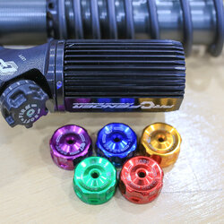 เม็ดปรับคอมเพสชั่นแต่ง สำหรับโช๊ค Profender เท่านั้น Js Racing ผลิตจากวัสดุอลูมิเนียม cnc ไดร์สี ราคา650 - เพิ่มความสวยงามให้กับโช๊คprofenderของลูกค้า - มีสี แดง ทอง เขียว ม่วง เทา น้ำเงิน