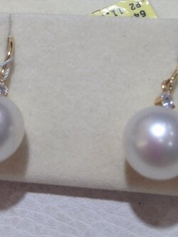 ต่างหูไข่มุก south sea 11-12 มิล ตัวเรือน 18k สีขาว เพชรแท้ น้ำ 97 เกรด AAA