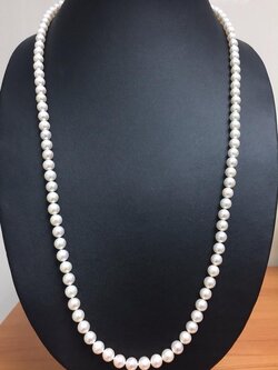 สร้อยคอไข่มุกน้ำจืด ขนาด 7-7.5 มิล สีขาว เกรด AAA ร้อยยาว 33 นิ้ว
