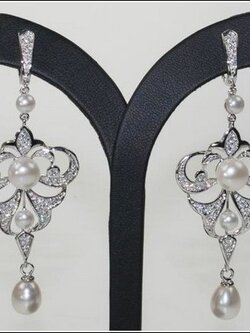 ต่างหูไข่มุกแท้