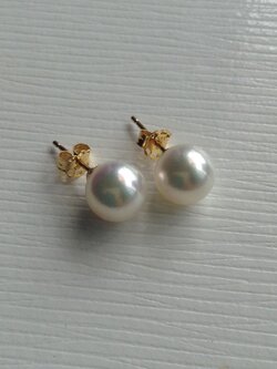 ต่างหูไข่มุกอะโกย่าญี่ปุ่นแท้ 8.5-9.0 มิล กลม ก้านทอง 14k AAA