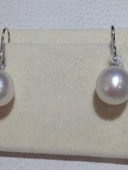 ต่างหูไข่มุก south sea 11-12 มิล ตัวเรือน 18k แบบล๊อค สีขาว เพชรแท้ น้ำ 97 เกรด AAA