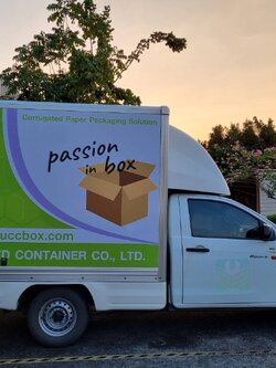 งานติดสติ๊กเกอร์รถกระบะตู้ทึบ สติ๊กเกอร์ทึบแสง