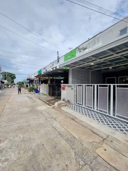 ขายทาวน์เฮ้าส์ 2 ชั้น หมู่บ้านร่มเงาไม้ วัดลาดปลาดุก