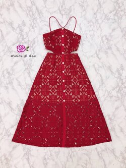 TR Dress เดรสลูกไม้เว้าเอวแสนสวย (แดง)