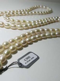 สร้อยคอไข่มุกแท้ เม็ดรี ยาว 32 นิ้ว AAA