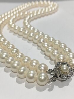 โปรโมชั่น สร้อยคอไข่มุกน้ำจืด ร้อยแบบ 2 ชั้น ขนาด 7-7.5 มิล สีขาว เกรด AAA กลม เงาค่ะ