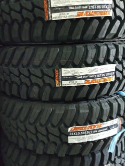 DESSTONE MUD CLAWER 30x9.5R15