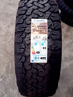 BF GOODRICH รุ่น Mud-Terrain T/A KM2 265/75R16