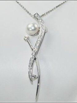 สร้อยและจี้ไข่มุกแท้