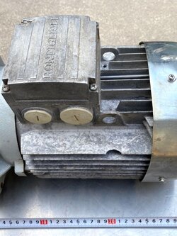 มอเตอร์ยี่ห้อ Bonfiglioli made in Italy ขนาด 2 แรง