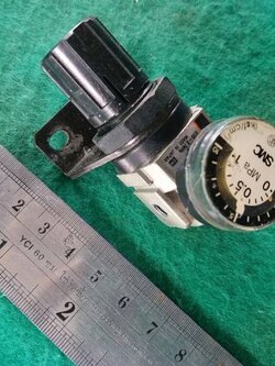 ปรับแรงดันลมพร้อมเกจ SMC