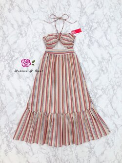 Korea Maxi dress แม็กซี่เดรสสายคล้องคอแสนสวย