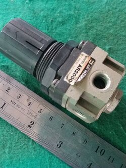 ปรับแรงดันลม SMC รุ่น AR2000