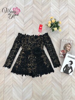 Korea Jumpsuit จั้มสูทขาสั้น แขนยาว ปาดไหล่ มีเข็มกัดดอกไม้