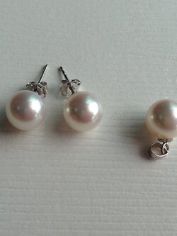 ราคาพิเศษ ชุดเซ็ตต่างหูและจี้ไข่มุกอะโกย่าญี่ปุ่นแท้ 8.5-9 มิล กลม ก้าน 14k AAA