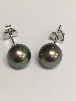 ต่างหูไข่มุก south sea 9-10 มิล กลม สีดำอมเขียว เงามาก เกรด AAA ก้าน 14k