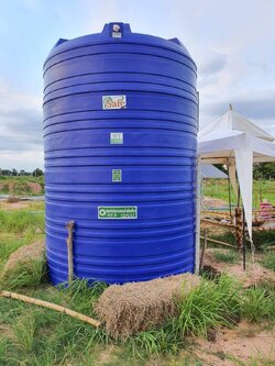 ถังน้ำ 10000 ลิตร สีน้ำเงิน ราคาพร้อมส่งกทม.และปริมณฑล 33990 แถมลูกลอย มีมอก.รับประกัน15ปี วัสดุFOODGRADE สำหรับบรรจุน้ำดื่มน้ำใข้