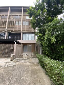 เฮ้าส์ นีช แจ้งวัฒนะ - HAUS NICHE CHAENGWATTANA