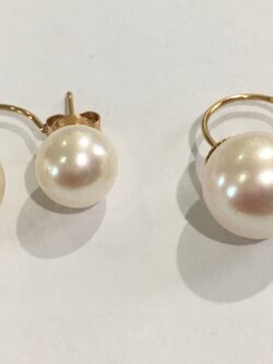 ต่างหูไข่มุกแท้ ใส่แบบคู่ 2 เม็ดค่ะ มุกน้ำจืดและมุกอโกย่า ก้าน 14K