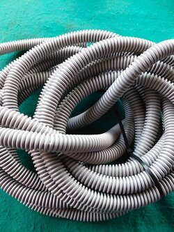 ท่อกระดูกงู ร้อยสายไฟ ขนาด 12 มิล